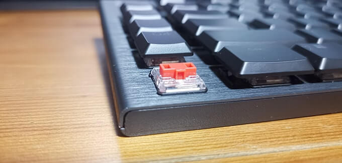 静音性に優れたゲーミングキーボードのロジクール G913に搭載されているGL リニア 赤軸